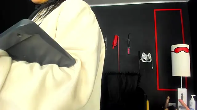 CharlotteScotte online show from November 6, 2025, 12:53 pm