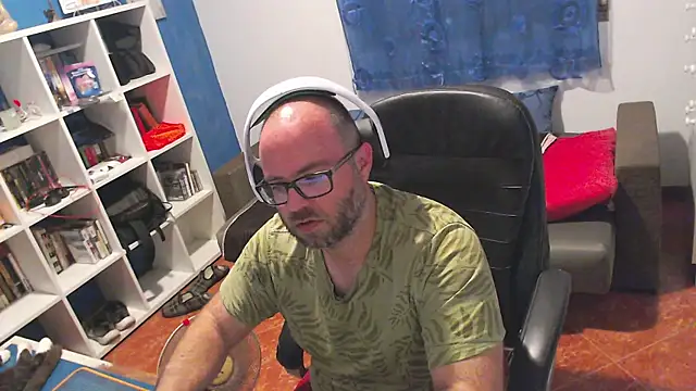 Snapshot of ravingr4d4 chatting on June 30, 2026, 9:48 pm ravingr4d4 online show from June 30, 2026, 9:48 pm