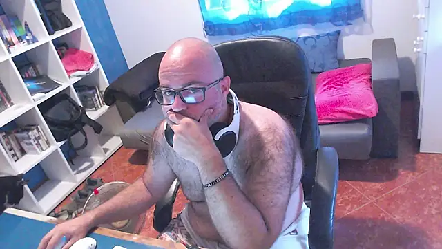 Snapshot of ravingr4d4 chatting on August 4, 2026, 11:37 am ravingr4d4 online show from August 4, 2026, 11:37 am