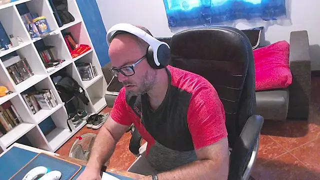 Snapshot of ravingr4d4 chatting on June 22, 2026, 8:00 am ravingr4d4 online show from June 22, 2026, 8:00 am