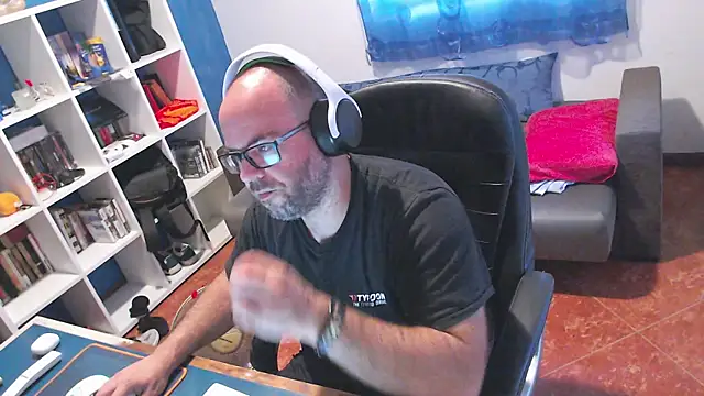 Snapshot of ravingr4d4 chatting on June 26, 2026, 8:09 am ravingr4d4 online show from June 26, 2026, 8:09 am