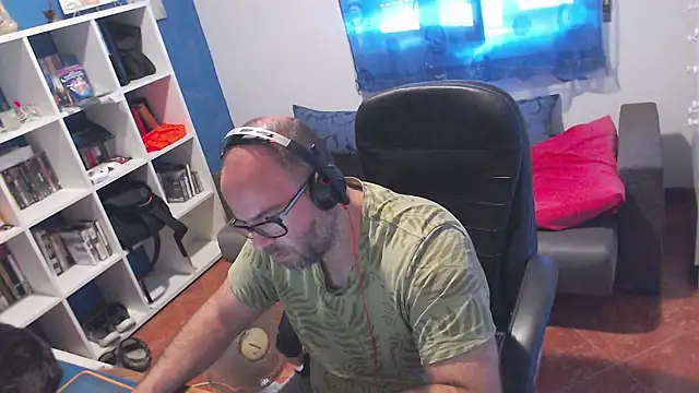 Snapshot of ravingr4d4 chatting on June 29, 2026, 9:05 am ravingr4d4 online show from June 29, 2026, 9:05 am