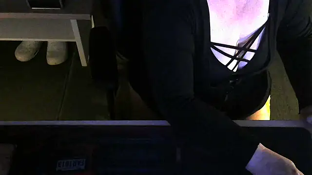 Silvia2277 online show from March 20, 2026, 8:10 pm