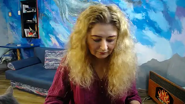 Snapshot of Helen1974 chatting on November 4, 2025, 5:50 pm Helen1974 online show from November 4, 2025, 5:50 pm