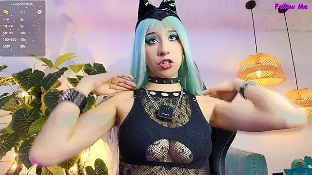 bellablack27 online show from May 1, 2026, 10:48 pm