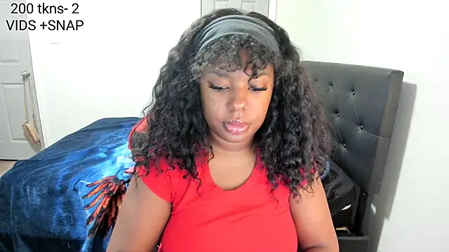 Snapshot of demi_xoxo chatting on March 3, 2026, 6:20 am demi xoxo online show from March 3, 2026, 6:20 am