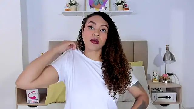 Snapshot of Zoe_Gruber chatting on March 5, 2026, 9:43 pm Zoe Gruber online show from March 5, 2026, 9:43 pm