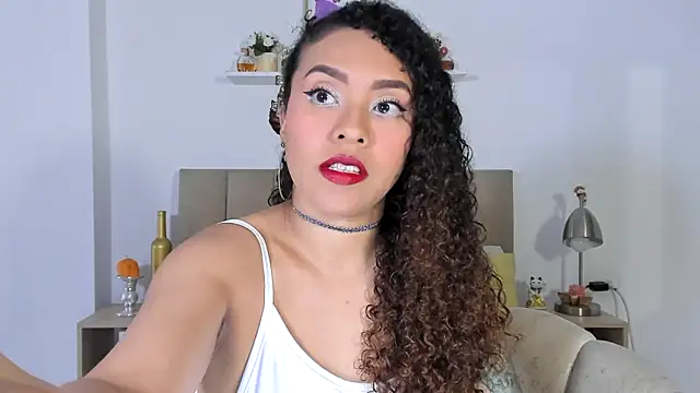 Snapshot of Zoe_Gruber chatting on March 10, 2026, 11:20 pm Zoe Gruber online show from March 10, 2026, 11:20 pm