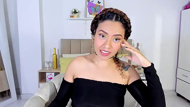 Zoe Gruber online show from April 23, 2026, 11:17 pm