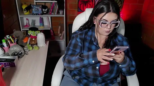 Snapshot of juliette_rd chatting on November 30, 2025, 11:11 am juliette rd online show from November 30, 2025, 11:11 am