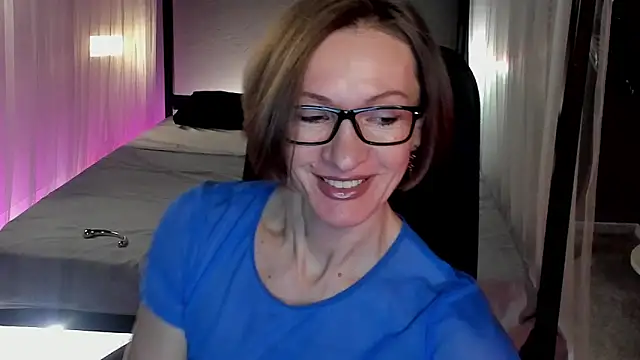 Snapshot of Dorothy_Meyer chatting on March 8, 2025, 2:01 am Dorothy Meyer online show from March 8, 2025, 2:01 am