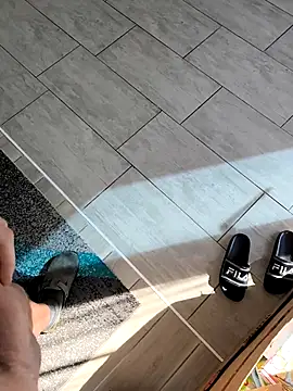 Snapshot of Bastilein1985 chatting on September 18, 2025, 12:30 pm Bastilein1985 online show from September 18, 2025, 12:30 pm