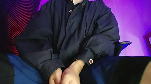 Snapshot of zacwatson_ chatting on February 26, 2026, 11:38 pm zacwatson online show from February 26, 2026, 11:38 pm