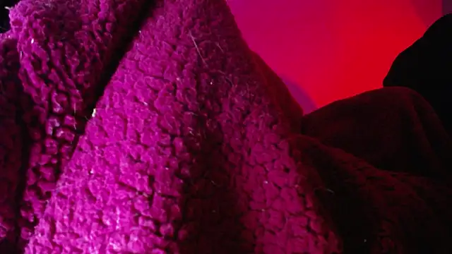 zacwatson  online show from November 14, 2025, 2:59 am