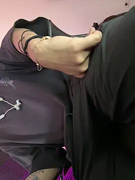 Snapshot of zacwatson_ chatting on March 13, 2026, 7:52 pm zacwatson online show from March 13, 2026, 7:52 pm