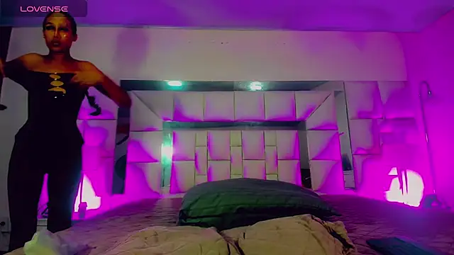  ChanellR  online show from March 2, 2026, 11:50 am