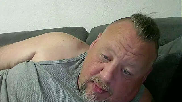 pimmelmann3 online show from May 1, 2026, 9:31 pm