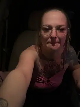 Snapshot of Mymy_Stevo_420 chatting on January 24, 2025, 3:43 am Mymy Stevo 420 online show from January 24, 2025, 3:43 am