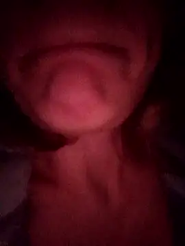 wLESLYMOSw online show from November 30, 2025, 9:10 am