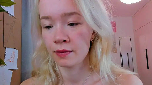 Snapshot of Lily_Young chatting on June 22, 2026, 2:39 am Lily Young online show from June 22, 2026, 2:39 am