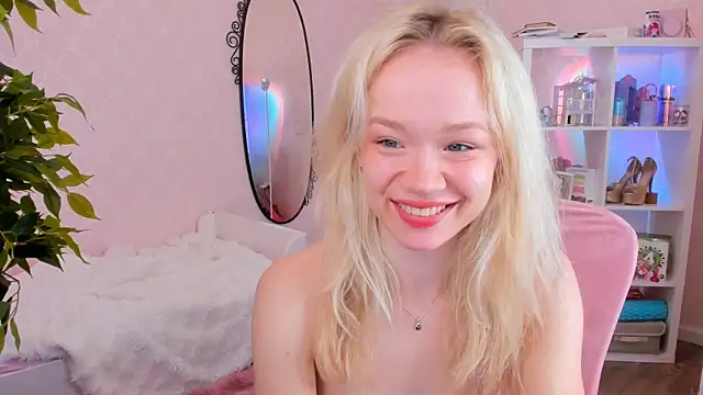 Snapshot of Lily_Young chatting on July 17, 2026, 3:37 am Lily Young online show from July 17, 2026, 3:37 am