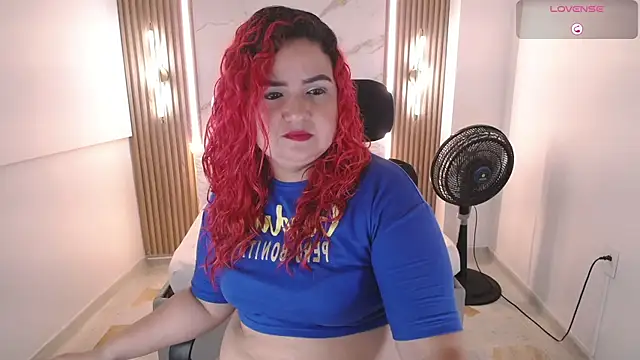 Snapshot of Mariana_Rojas chatting on April 21, 2026, 5:14 am Mariana Rojas online show from April 21, 2026, 5:14 am