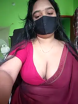 Snapshot of Kotha_-Moni chatting on April 15, 2026, 1:33 am Kotha -Moni online show from April 15, 2026, 1:33 am