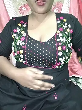 Snapshot of Kotha_-Moni chatting on January 27, 2025, 12:16 pm Kotha -Moni online show from January 27, 2025, 12:16 pm