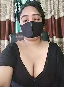 Snapshot of Kotha_-Moni chatting on October 2, 2025, 2:04 am Kotha -Moni online show from October 2, 2025, 2:04 am