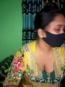 Snapshot of Kotha_-Moni chatting on December 15, 2025, 1:39 pm Kotha -Moni online show from December 15, 2025, 1:39 pm