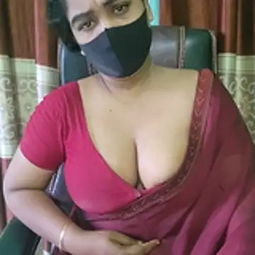 Snapshot of Kotha_-Moni chatting on November 16, 2025, 1:21 am Kotha -Moni online show from November 16, 2025, 1:21 am