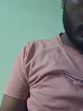 Snapshot of Desi69emd chatting on November 3, 2025, 11:36 am Desi69emd online show from November 3, 2025, 11:36 am