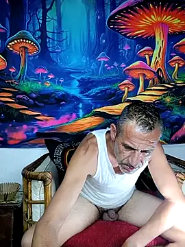 Snapshot of Bbboy42 chatting on November 29, 2025, 12:11 am Bbboy42 online show from November 29, 2025, 12:11 am