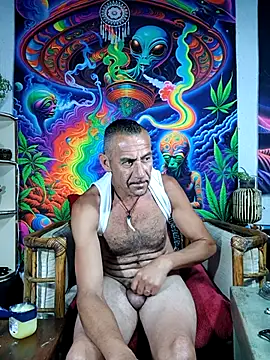 Snapshot of Bbboy42 chatting on November 18, 2025, 10:34 pm Bbboy42 online show from November 18, 2025, 10:34 pm