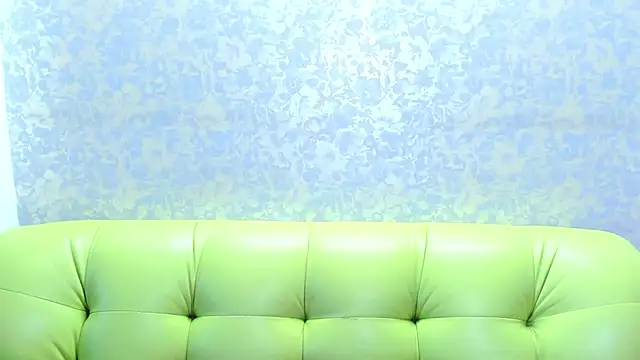 Vanessa Florence online show from July 29, 2026, 1:16 am