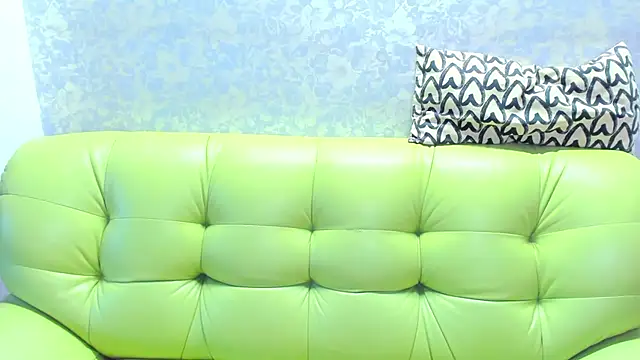 Vanessa Florence online show from August 5, 2026, 1:10 am