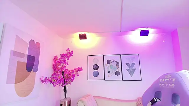 Kaori ayu online show from January 7, 2026, 12:43 pm