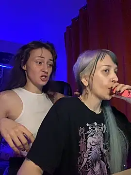 Snapshot of Dooubletroublee chatting on November 6, 2025, 12:36 am Dooubletroublee online show from November 6, 2025, 12:36 am