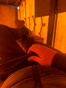 Snapshot of cussy007 chatting on October 24, 2025, 12:37 pm cussy007 online show from October 24, 2025, 12:37 pm