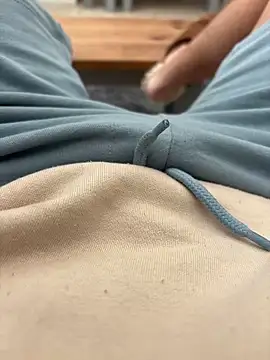 Snapshot of cussy007 chatting on November 29, 2025, 11:10 am cussy007 online show from November 29, 2025, 11:10 am