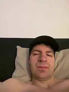 Snapshot of Ricoleckt chatting on January 23, 2025, 8:46 am Ricoleckt online show from January 23, 2025, 8:46 am
