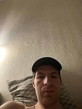 Snapshot of Ricoleckt chatting on February 6, 2025, 11:58 pm Ricoleckt online show from February 6, 2025, 11:58 pm
