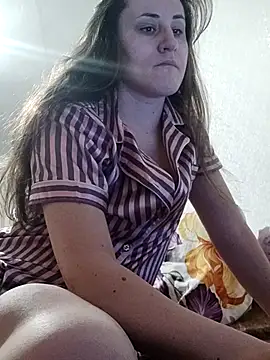 Snapshot of emeli_moon chatting on February 23, 2025, 11:47 pm emeli moon online show from February 23, 2025, 11:47 pm