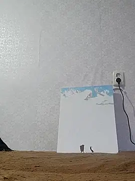 Snapshot of emeli_moon chatting on November 30, 2025, 8:48 am emeli moon online show from November 30, 2025, 8:48 am