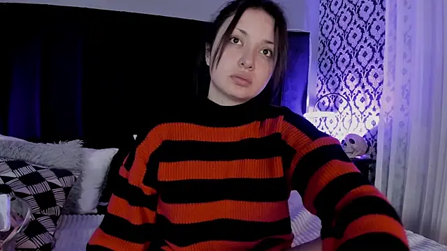 Snapshot of Adeelinee chatting on May 8, 2026, 7:50 pm Adeelinee online show from May 8, 2026, 7:50 pm