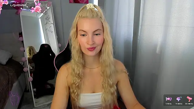 Snapshot of Kimmy_powell chatting on July 20, 2026, 5:04 am Kimmy powell online show from July 20, 2026, 5:04 am