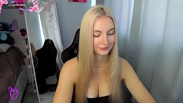 Snapshot of Kimmy_powell chatting on July 30, 2026, 3:38 am Kimmy powell online show from July 30, 2026, 3:38 am