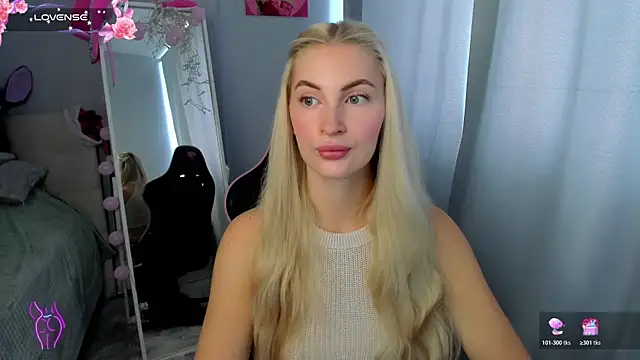 Snapshot of Kimmy_powell chatting on August 7, 2026, 5:02 am Kimmy powell online show from August 7, 2026, 5:02 am