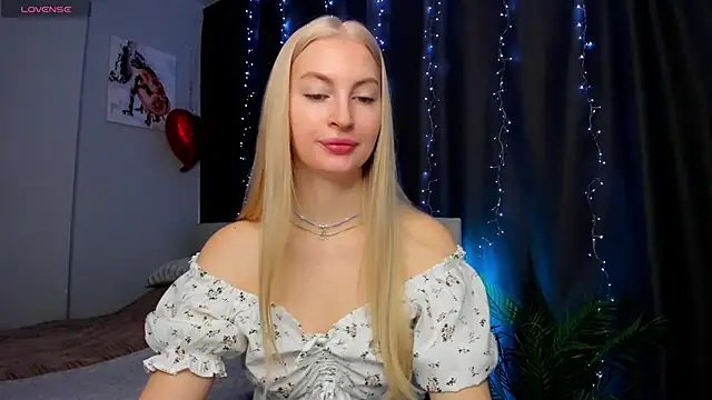 Snapshot of Kimmy_powell chatting on October 22, 2025, 4:12 am Kimmy powell online show from October 22, 2025, 4:12 am