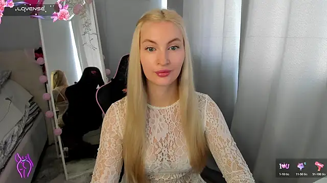 Snapshot of Kimmy_powell chatting on July 17, 2026, 5:04 am Kimmy powell online show from July 17, 2026, 5:04 am